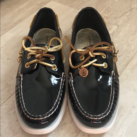 Sperry Boat Shoes - Picture 2 of 3
